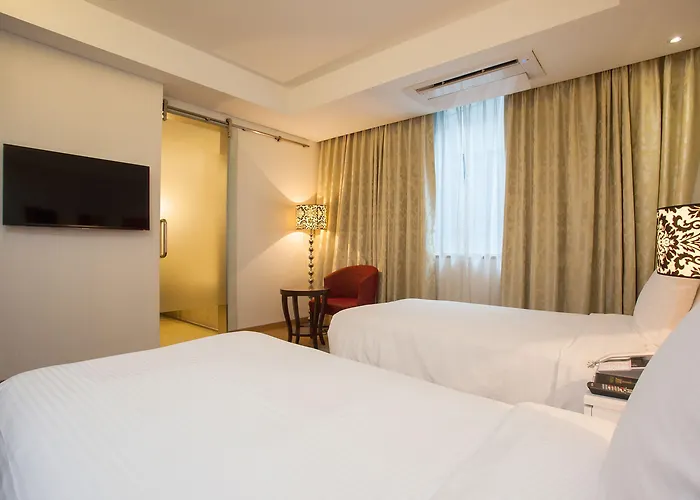 Pharos Hotel 3*