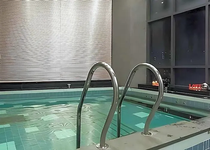Pharos Hotel